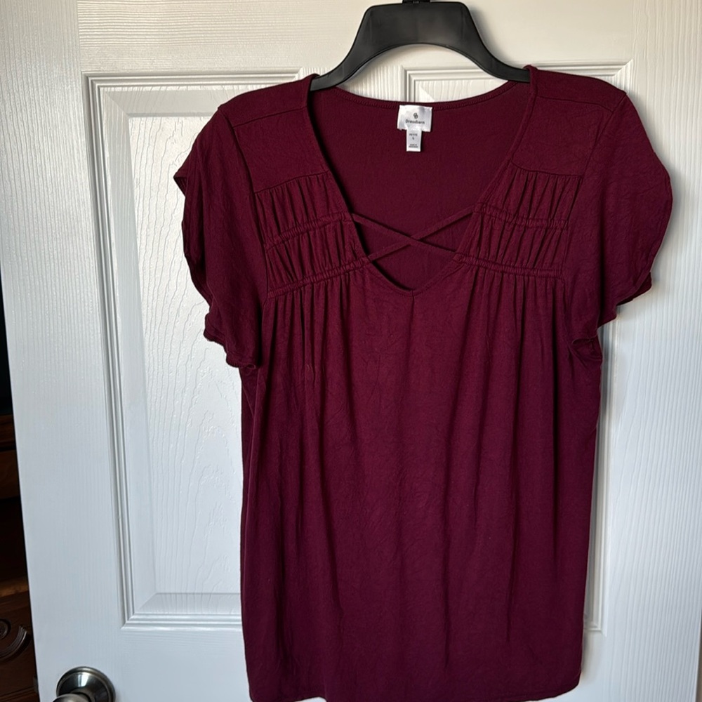 DressBarn tee- burgundy - size L